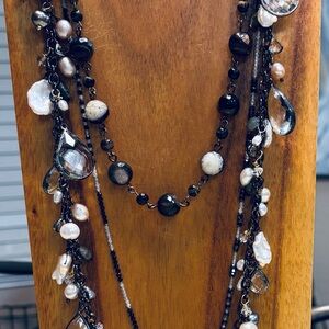 Black and White Pearl and crystal necklace